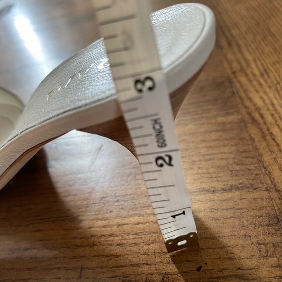 PRADA Heels - VERO CUOIO  | Prada Kitten Heels - Off White | EUC | 3 inch heel - Picture 7 of 8